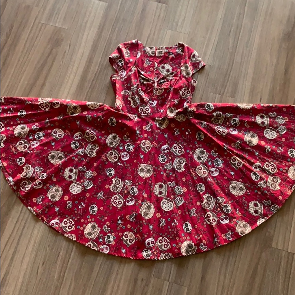 Adorable SUPER FUN Hell Bunny Dress